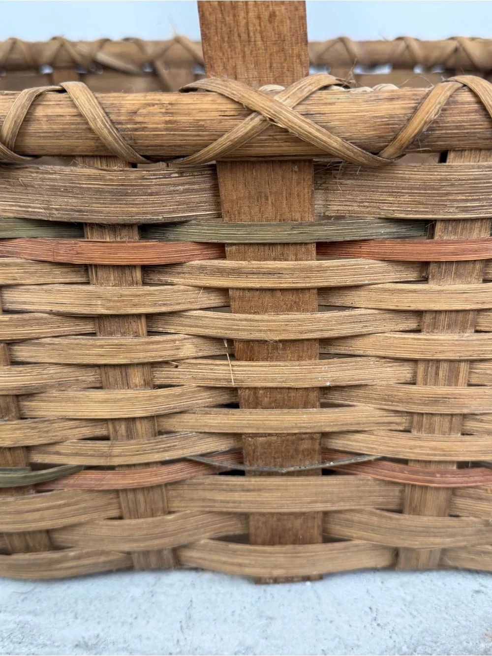 Vintage 1970-1980’s Woven Rustic Wicker Market Basket Large Oval Single Handle